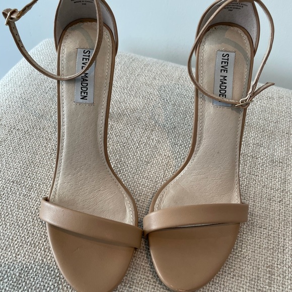 Beige heel sandals - Picture 1 of 4